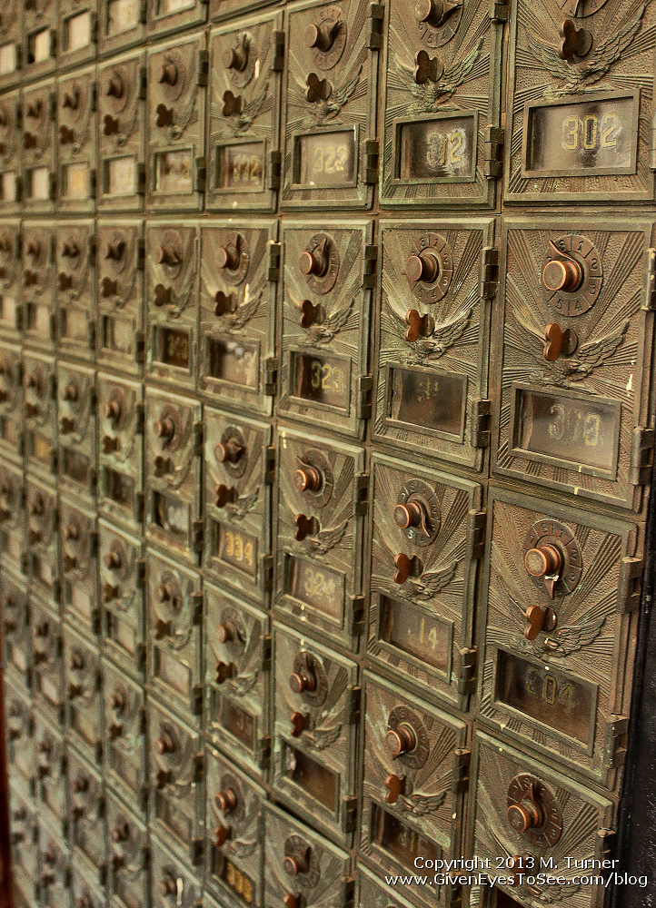 heritage-mailboxes-sm.jpg